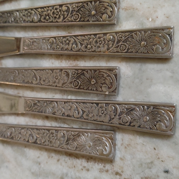 38 pc Japan Stainless Steal Supreme Cutlery Leaf Velvet Pattern - Picture 10 of 17